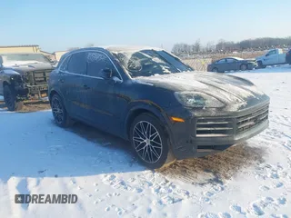 2024 Porsche Cayenne z VIN WP1AA2AY3RDA03125, wystawiony jako IAAI lot #41541684 z przebiegiem 32 813 mil mil oraz . Historia ofert i sprzedaży dostępna na DreamBid. Obrazek 1.