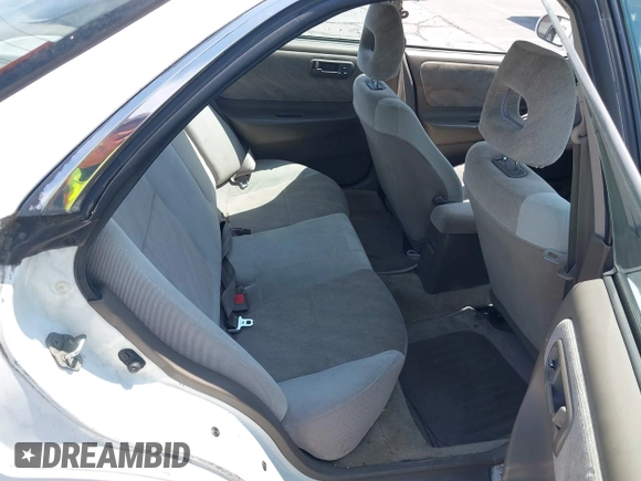 1995 Acura Integra LS с VIN JH4DB7656SS012912, выставлен на аукционе IAAI как лот 42464642 с пробегом 205 560 миль миль и . История ставок и продаж доступна на DreamBid. Изображение 8.