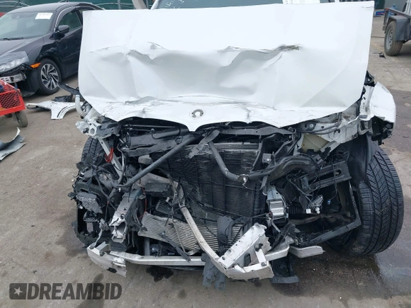 2020 BMW X5 xDrive40i with VIN 5UXCR6C08L9D07645, listed as a IAAI auction lot 41757971 with 87,157 mi miles. Bid and sale history available at carsss.com. Image 6.
