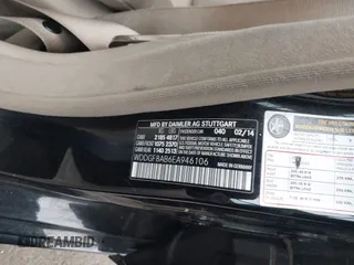 2014 Mercedes-Benz C 300 Sport z VIN WDDGF8AB6EA946106, wystawiony jako IAAI lot #42189757 z przebiegiem 69 050 mil mil oraz . Historia ofert i sprzedaży dostępna na DreamBid. Obrazek 9.