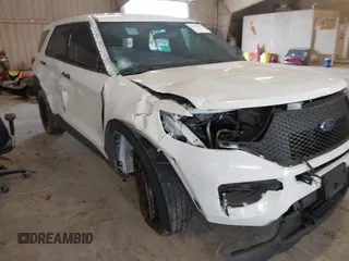 2021 Ford Police Interceptor Utility z VIN 1FM5K8AB1MGB54109, wystawiony jako IAAI lot #41694271 z przebiegiem 90 073 mil mil oraz . Historia ofert i sprzedaży dostępna na DreamBid. Obrazek 6.