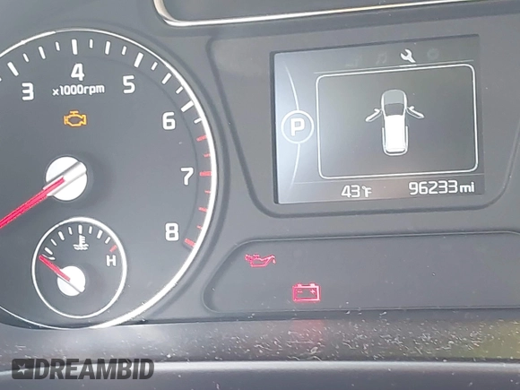 2018 Kia Sorento LX with VIN 5XYPG4A3XJG419446, listed as a IAAI auction lot 41696265 with 96,233 mi miles. Bid and sale history available at carsss.com. Image 16.