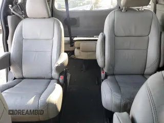 2016 Toyota Sienna Limited z VIN 5TDDK3DC5GS135838, wystawiony jako Copart lot #52680055 z przebiegiem 157 326 mil mil oraz Szkoda całkowita • Salvage title. Historia ofert i sprzedaży dostępna na DreamBid. Obrazek 10.