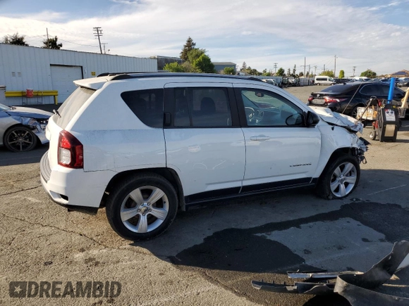2017 Jeep Compass Sport z VIN 1C4NJCBA3HD147413, wystawiony jako Copart lot #52824965 z przebiegiem 100 072 mil mil oraz Szkoda całkowita • Salvage title. Historia ofert i sprzedaży dostępna na DreamBid. Obrazek 3.