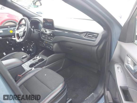 2024 Ford Escape ST-Line with VIN 1FMCU0MN2RUA60323, listed as a IAAI auction lot 41991359 with 24,695 mi miles and . Bid and sale history available at DreamBid. Image 5.