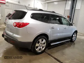 2012 Chevrolet Traverse 1LT z VIN 1GNKVGED5CJ150531, wystawiony jako Copart lot #53890675 z przebiegiem 187 702 mil mil oraz Czysty tytuł • Clean title. Historia ofert i sprzedaży dostępna na DreamBid. Obrazek 3.
