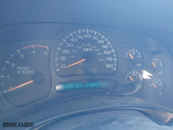 2003 Chevrolet Silverado 2500HD LS with VIN 1GCHK23113F221752, listed as a IAAI auction lot 41540935 with 414,826 mi miles. Bid and sale history available at carsss.com. Image 7.
