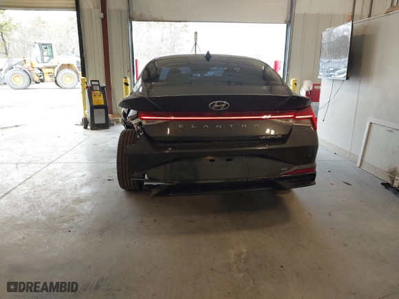 2021 Hyundai Elantra SEL with VIN 5NPLN4AG8MH029708, listed as a IAAI auction lot 41613231 with 68,802 mi miles. Bid and sale history available at carsss.com. Image 16.