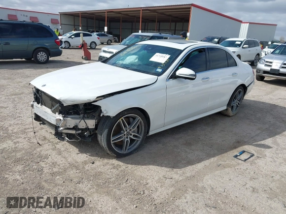 2019 Mercedes-Benz E-Class E 300 with VIN WDDZF4JB0KA512311, listed as a IAAI auction lot 41720142 with 93,714 mi miles. Bid and sale history available at carsss.com. Image 17.