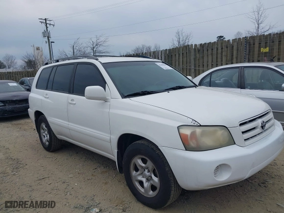 2006 Toyota Highlander with VIN JTEGP21A060105154, listed as a IAAI auction lot 41686840 with 245,420 mi miles. Bid and sale history available at carsss.com. Image 1.