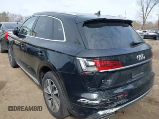 2025 Audi Q5 S line Premium Plus with VIN WA1EAAFY2S2035114, listed as a IAAI auction lot 42001102 with 778 mi miles and . Bid and sale history available at DreamBid. Image 3.