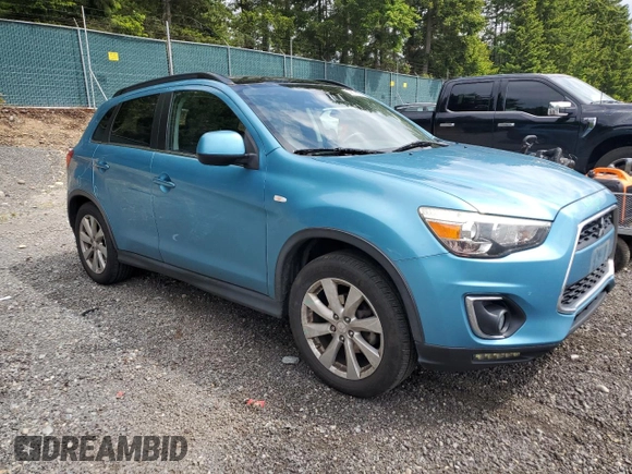 2014 Mitsubishi Outlander SE with VIN 4A4AR4AUXEE012971, listed as a Copart auction lot 59278935 with 141,263 mi miles and Salvage title. Bid and sale history available at DreamBid. Image 4.