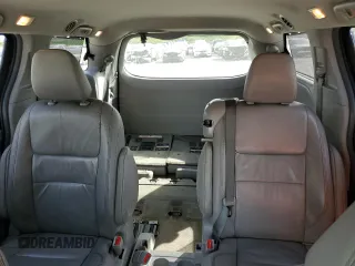 2015 Toyota Sienna XLE with VIN 5TDYK3DC7FS611488, listed as a Copart auction lot 45580075 with 193,344 mi miles and Salvage Title. Bid and sale history available at DreamBid. Image 10.