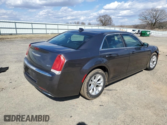 2015 Chrysler 300 Limited z VIN 2C3CCAAG1FH887381, wystawiony jako Copart lot #50533595 z przebiegiem 192 630 mil mil oraz Nie do naprawy • Non repairable. Historia ofert i sprzedaży dostępna na DreamBid. Obrazek 3.