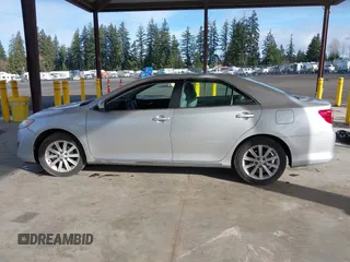 2013 Toyota Camry L with VIN 4T4BF1FK1DR286656, listed as a IAAI auction lot 41795168 with 88,172 mi miles. Bid and sale history available at carsss.com. Image 14.