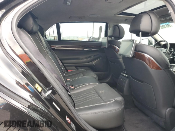 2018 Genesis G90 Ultimate with VIN KMHG54JH4JU038851, listed as a Copart auction lot 84758274 with 16,528 mi miles and Salvage Title. Bid and sale history available at DreamBid. Image 10.