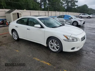 2014 Nissan Maxima SV with VIN 1N4AA5APXEC450308, listed as a Copart auction lot 61149775 with 135,968 mi miles and Salvage title. Bid and sale history available at DreamBid. Image 4.