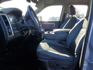 2013 Ram 1500 SLT z VIN 1C6RR7GG0DS668536, wystawiony jako Copart lot #81799564 z przebiegiem 200 594 mil mil oraz Szkoda całkowita • Salvage title. Historia ofert i sprzedaży dostępna na DreamBid. Obrazek 7.