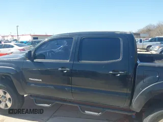2008 Toyota Tacoma PreRunner with VIN 5TEJU62NX8Z478796, listed as a IAAI auction lot 41563582 with 322,746 mi miles. Bid and sale history available at carsss.com. Image 14.