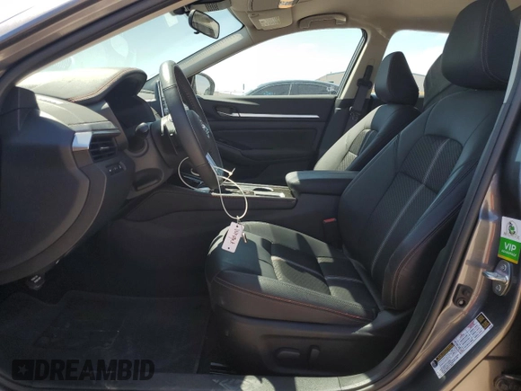 2024 Nissan Altima SR z VIN 1N4BL4CV5RN421894, wystawiony jako Copart lot #53443325 z przebiegiem 9 350 mil mil oraz Szkoda całkowita • Salvage title. Historia ofert i sprzedaży dostępna na DreamBid. Obrazek 7.