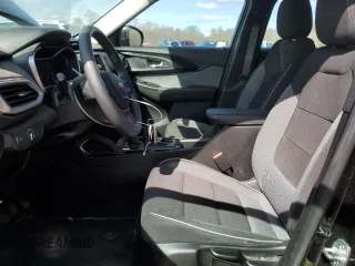 2021 Chevrolet TrailBlazer LS with VIN KL79MNSL8MB176530, listed as a Copart auction lot 54231365 with 59,796 mi miles and Salvage Title. Bid and sale history available at DreamBid. Image 7.