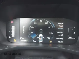 2019 Volvo XC60 Momentum with VIN LYV102RK4KB202463, listed as a IAAI auction lot 41519599 with 44,246 mi miles and . Bid and sale history available at DreamBid. Image 7.