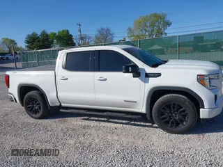 2021 GMC Sierra 1500 Elevation z VIN 3GTU9CED7MG289092, wystawiony jako IAAI lot #42013585 z przebiegiem 64 563 mil mil oraz . Historia ofert i sprzedaży dostępna na DreamBid. Obrazek 13.