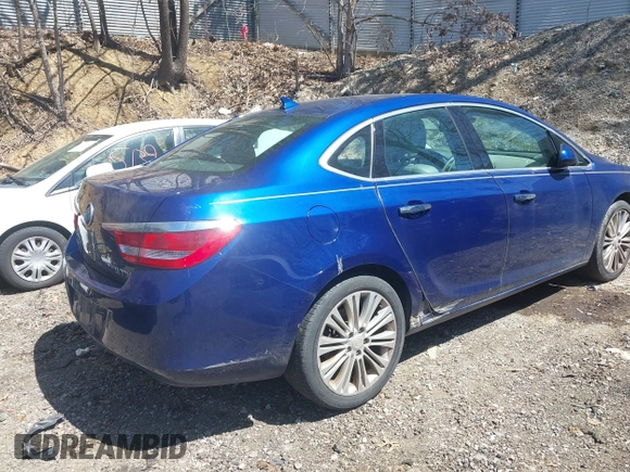 2014 Buick Verano with VIN 1G4PP5SK9E4135804, listed as a IAAI auction lot 42121881 with 106,800 mi miles. Bid and sale history available at carsss.com. Image 4.