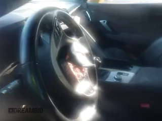 2014 Chevrolet Corvette Z51 3LT z VIN 1G1YL2D79E5118838, wystawiony jako IAAI lot #41815392 z przebiegiem Nie podano mil oraz . Historia ofert i sprzedaży dostępna na DreamBid. Obrazek 7.
