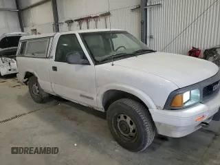 1997 GMC Sonoma with VIN 1GTCT14X2VK514199, listed as a Copart auction lot 47476735 with 136,443 mi miles and Salvage Title. Bid and sale history available at carsss.com. Image 11.