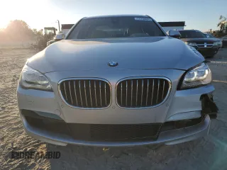 2015 BMW 7 Series 750i with VIN WBAYA8C53FGK19778, listed as a Copart auction lot 77258684 with 34,535 mi miles and Salvage title. Bid and sale history available at DreamBid. Image 5.