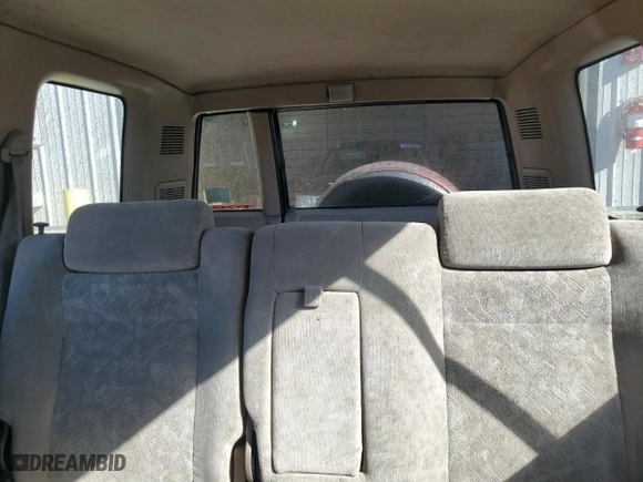 2000 Isuzu Trooper S with VIN JACDJ58X1Y7J18525, listed as a Copart auction lot 78718494 with 196,166 mi miles and Clean Title. Bid and sale history available at carsss.com. Image 10.