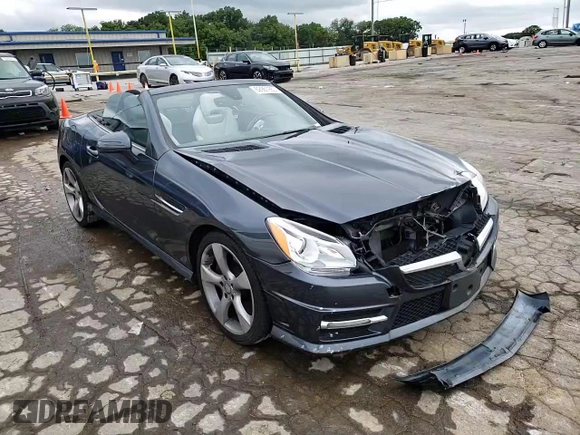 2015 Mercedes-Benz SLK-Class SLK 350 with VIN WDDPK5HA4FF096553, listed as a Copart auction lot 62951933 with 102,205 mi miles. Bid and sale history available at carsss.com. Image 11.