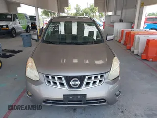 2012 Nissan Rogue S z VIN JN8AS5MV8CW400492, wystawiony jako IAAI lot #42133478 z przebiegiem 161 601 mil mil oraz . Historia ofert i sprzedaży dostępna na DreamBid. Obrazek 12.