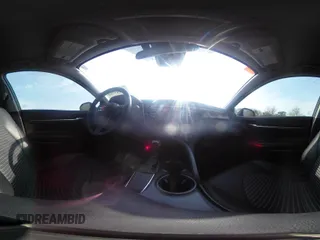 2020 Toyota Camry SE z VIN 4T1G11AK7LU970275, wystawiony jako IAAI lot #42149780 z przebiegiem 67 969 mil mil oraz . Historia ofert i sprzedaży dostępna na DreamBid. Obrazek 23.