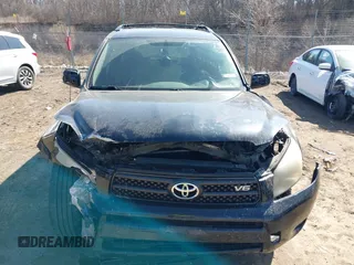 2006 Toyota RAV4 Sport with VIN JTMBK32V565007227, listed as a IAAI auction lot 41799466 with 272,090 mi miles. Bid and sale history available at carsss.com. Image 12.