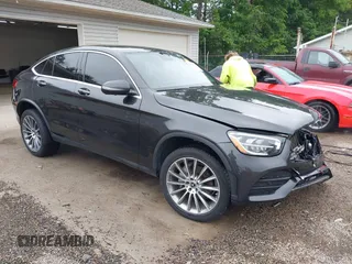2021 Mercedes-Benz GLC 300 with VIN W1N0J8EB9MF913972, listed as a IAAI auction lot 42364459 with 121,988 mi miles and . Bid and sale history available at DreamBid. Image 1.