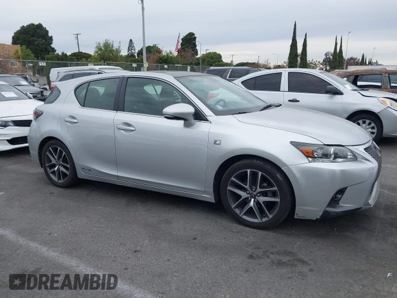 2014 Lexus CT 200h z VIN JTHKD5BH2E2186051, wystawiony jako IAAI lot #40992691 z przebiegiem 119 001 mil mil oraz . Historia ofert i sprzedaży dostępna na DreamBid. Obrazek 13.
