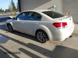 2014 Subaru Legacy Premium z VIN 4S3BMBC65E3020484, wystawiony jako IAAI lot #42011657 z przebiegiem 161 180 mil mil oraz . Historia ofert i sprzedaży dostępna na DreamBid. Obrazek 3.