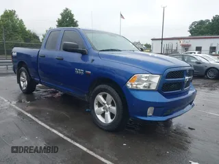 2014 Ram 1500 Express z VIN 1C6RR7FT8ES405470, wystawiony jako IAAI lot #42250795 z przebiegiem 230 069 mil mil oraz . Historia ofert i sprzedaży dostępna na DreamBid. Obrazek 1.