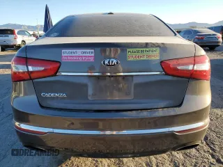 2014 Kia Cadenza Premium z VIN KNALN4D79E5130587, wystawiony jako Copart lot #54948125 z przebiegiem 152 431 mil mil oraz Szkoda całkowita • Salvage title. Historia ofert i sprzedaży dostępna na DreamBid. Obrazek 6.