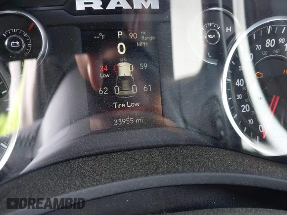 2024 Ram 2500 Big Horn with VIN 3C6UR5DJ4RG249893, listed as a IAAI auction lot 41893825 with 33,955 mi miles. Bid and sale history available at carsss.com. Image 15.