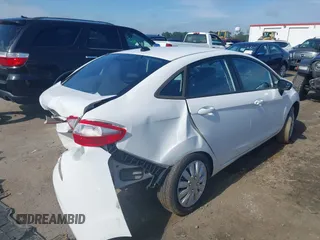 2014 Ford Fiesta S с VIN 3FADP4AJ7EM196217, выставлен на аукционе IAAI как лот 42263196 с пробегом Не указан миль и . История ставок и продаж доступна на DreamBid. Изображение 4.