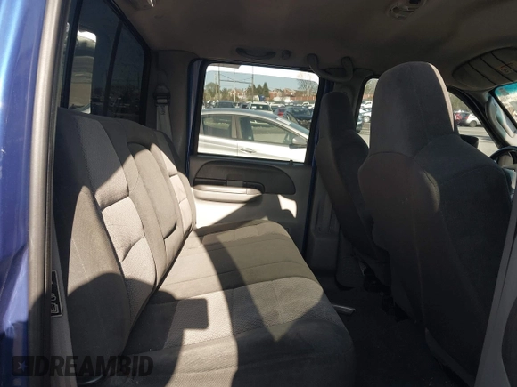 2003 Ford F-350 XL with VIN 1FTSW31F33EA17958, listed as a IAAI auction lot 41983735 with 297,870 mi miles and . Bid and sale history available at DreamBid. Image 8.