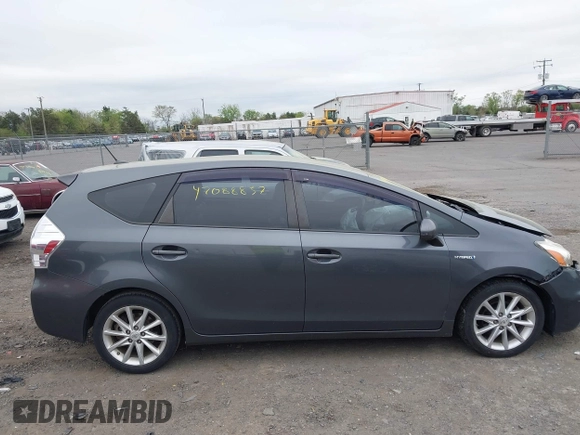 2013 Toyota Prius Two with VIN JTDZN3EU9D3193338, listed as a IAAI auction lot 42088837 with 455,401 mi miles and . Bid and sale history available at DreamBid. Image 13.