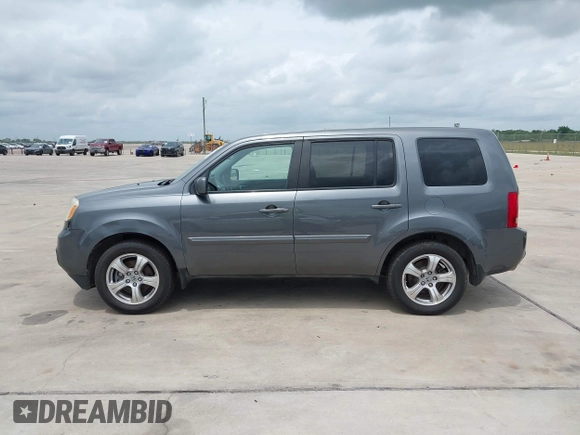 2013 Honda Pilot EX-L with VIN 5FNYF3H51DB002883, listed as a IAAI auction lot 42145649 with 223,901 mi miles. Bid and sale history available at carsss.com. Image 14.