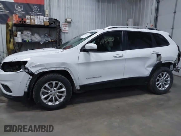 2020 Jeep Cherokee Latitude with VIN 1C4PJMCB5LD543499, listed as a IAAI auction lot 41738021 with 62,309 mi miles. Bid and sale history available at carsss.com. Image 15.