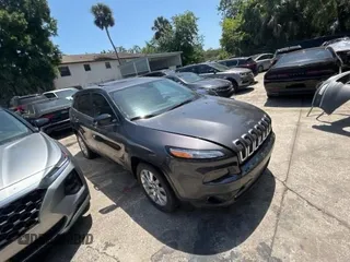 2017 Jeep Cherokee Limited с VIN 1C4PJLDB0HW541535, выставлен на аукционе Copart как лот 62191515 с пробегом 88 525 миль миль и Чистый • Clean title. История ставок и продаж доступна на DreamBid. Изображение 1.