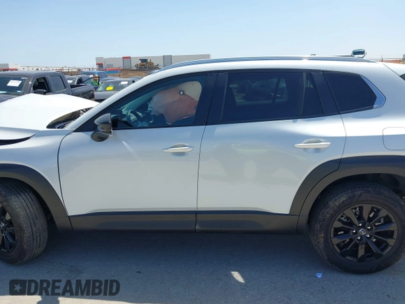 2024 Mazda CX-50 S Select с VIN 7MMVABAM9RN238736, выставлен на аукционе IAAI как лот 42003658 с пробегом 9 880 миль миль и . История ставок и продаж доступна на DreamBid. Изображение 14.