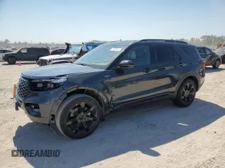 2024 Ford Explorer ST-Line with VIN 1FMSK7KH1RGA17937, listed as a Copart auction lot 75706544 with 2,369 mi miles and Salvage Title. Bid and sale history available at carsss.com. Image 1.
